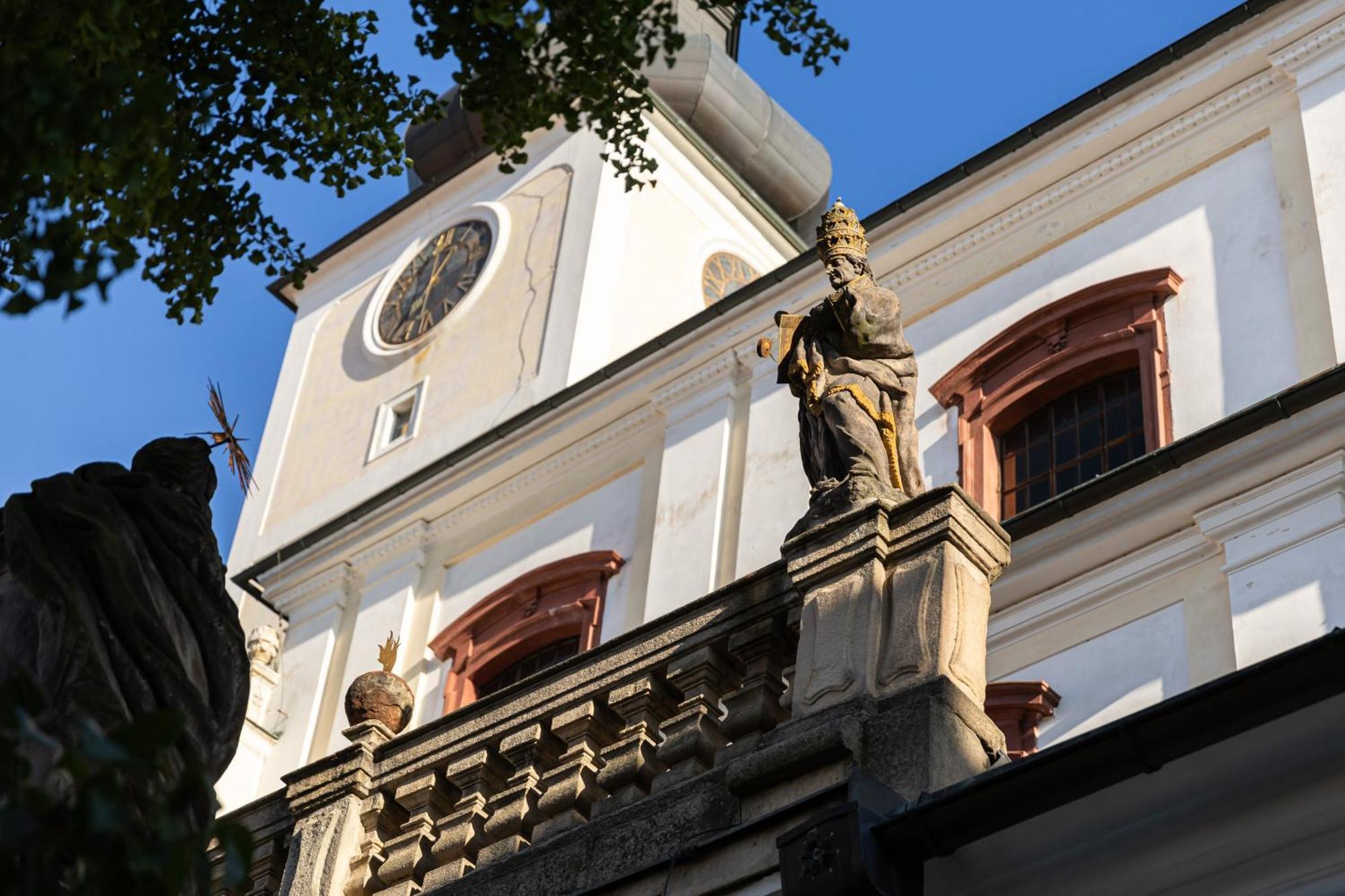 Dum Hostu Klaster Broumov Exterior foto