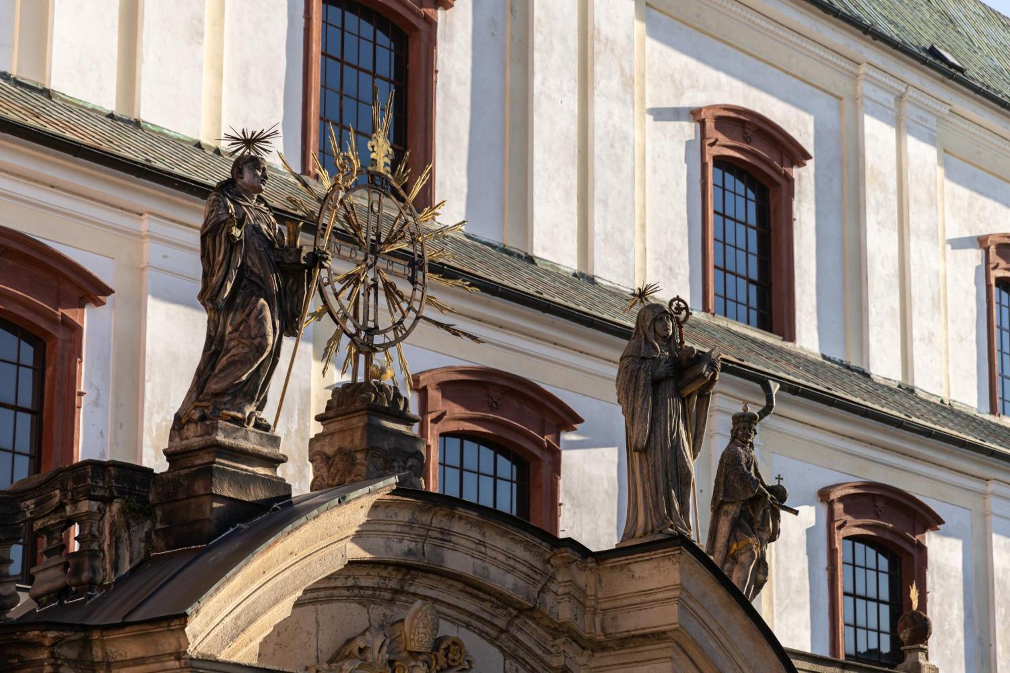 Dum Hostu Klaster Broumov Exterior foto